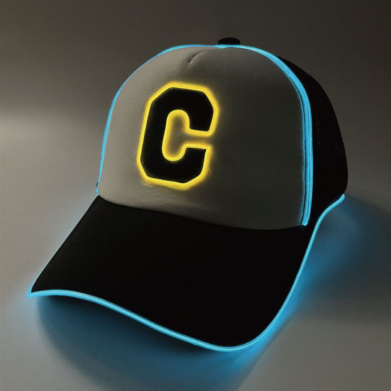 光る LED ベースボールキャップ