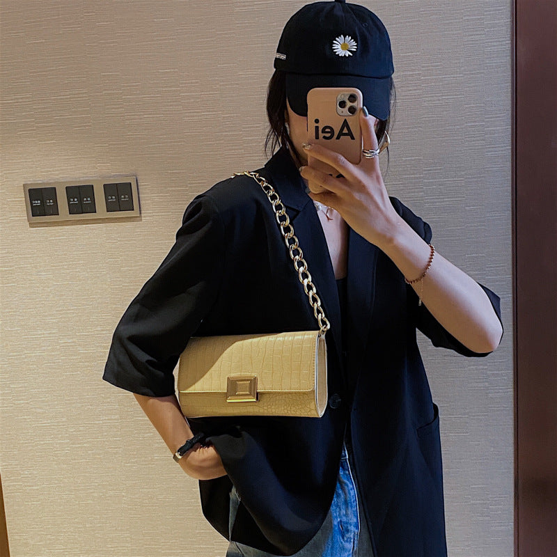 お財布 ポシェット バッグ ショルダーバッグ 型押し クロコダイル フェイクレザー